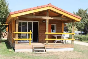 Camping - Lempdes-sur-Allagnon - Auvergne - Le Pont d'Allagnon
