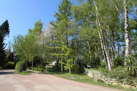 Camping - Saint-Leu-d'Esserent - Picardie - Le Pré des Moines
