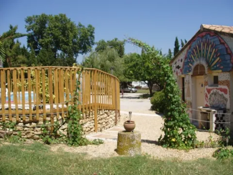 Camping - Souvignargues - Languedoc-Roussillon - le Pré Saint André