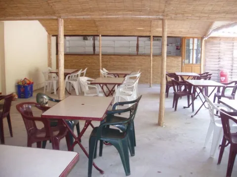 Camping - Souvignargues - Languedoc-Roussillon - le Pré Saint André