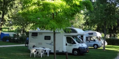 Camping - Châtel-Guyon - Auvergne - Le Ranch des Volcans
