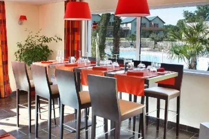 Camping - Richelieu - Grand Centre - Le Relais du Plessis