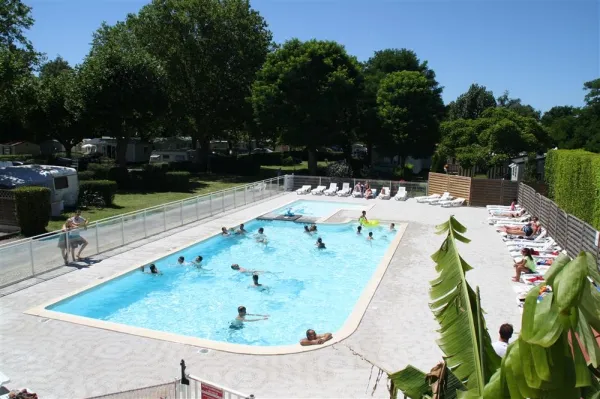 Camping - Breuillet - Poitou-Charentes - Le Relax