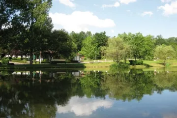 Camping - Thiviers - Aquitaine - Le Repaire