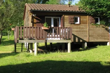 Camping - Thiviers - Aquitaine - Le Repaire