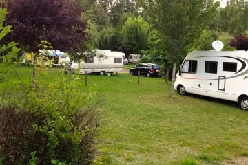 Camping - Thiviers - Aquitaine - Le Repaire