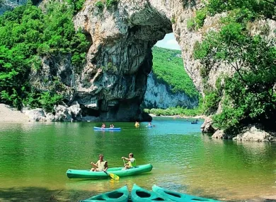 Camping - Sampzon - Rhône-Alpes - Le Riviera