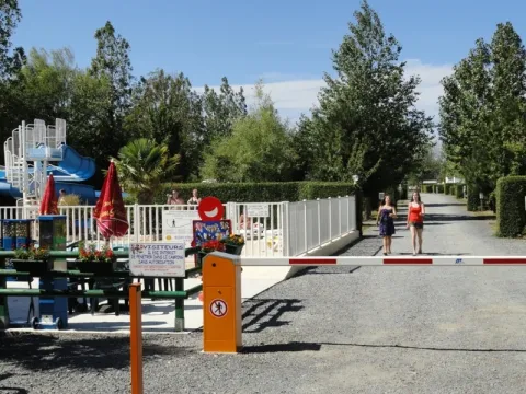 Camping - Colleville-sur-Mer - Basse-Normandie - Le Robinson