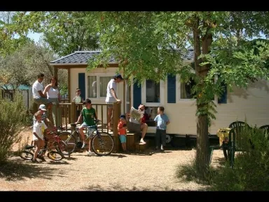 Camping - Antibes - Provence-Alpes-Côte d'Azur - Le Rossignol