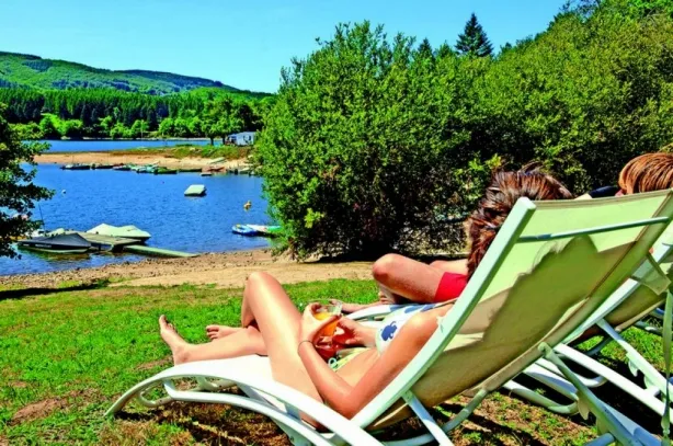 Camping - Lamontélarié - Midi-Pyrénées - Le Rouquié