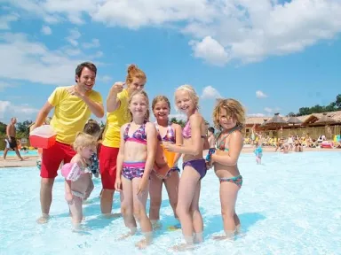 Camping - Châteauneuf sur Isère - Rhône-Alpes - Le Soleil Fruité