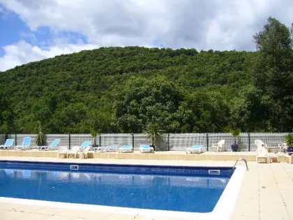 Camping - Saint-Maurice-d'Ibie - Rhône-Alpes - Le Sous-Bois