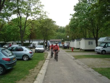 Camping - Contrexéville - Lorraine - Camping de Contrexéville