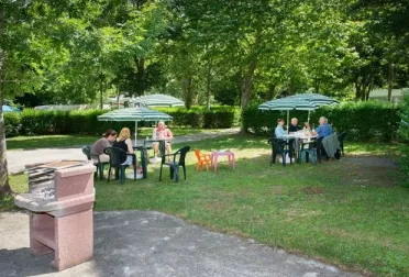 Camping - Bagnols-les-Bains - Languedoc-Roussillon - Le Tivoli