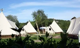 Camping - Bessé-sur-Braye - Pays de Loire - Le Val de Braye