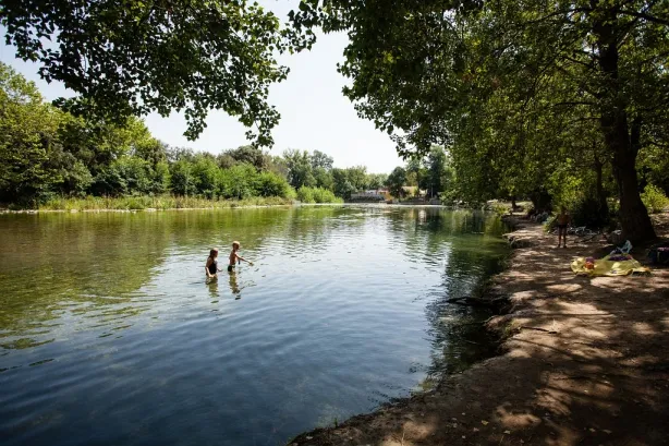 Camping - Mirepeisset - Languedoc-Roussillon - Le Val de Cesse