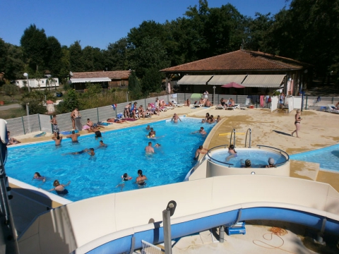 Camping - Le Val de l'Eyre - Salles - Aquitaine - France Camping - Le Val de l'Eyre - Salles - Aquitaine - France