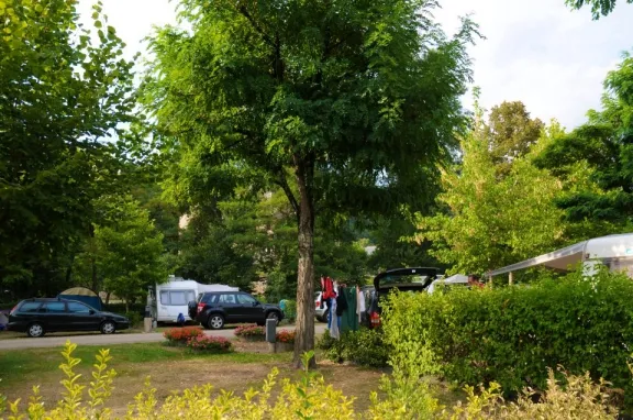 Camping - Entraygues-sur-Truyère - Midi-Pyrénées - Le Val de Saures