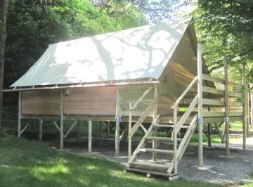 Camping - Entraygues-sur-Truyère - Midi-Pyrénées - Le Val de Saures