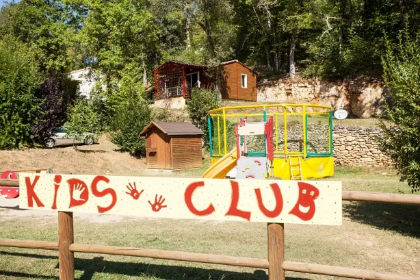 Camping - Proissans - Aquitaine - Le Val d'Ussel