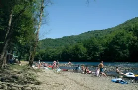 Camping - Monceaux-sur-Dordogne - Limousin - Le Vaurette