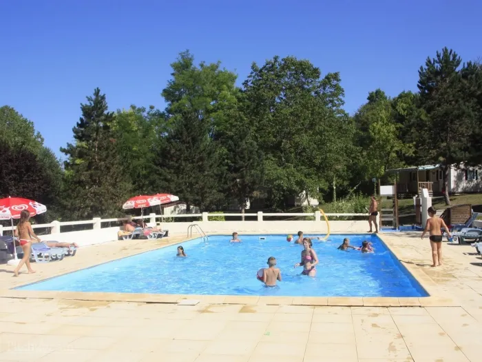 Camping - Thenon - Aquitaine - Le Verdoyant 