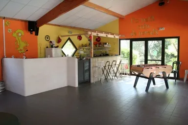 Camping - Connaux - Languedoc-Roussillon - Le Vieux Verger