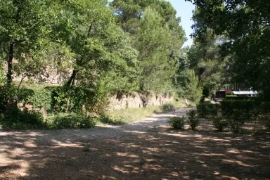 Camping - Connaux - Languedoc-Roussillon - Le Vieux Verger
