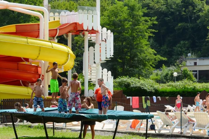 Camping - Monceaux-sur-Dordogne - Limousin - L'Echo du Malpas