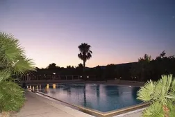 Camping - Roquebrune-sur Argens - Provence-Alpes-Côte d'Azur - Leï Suves
