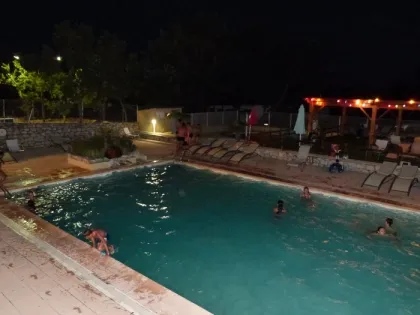 Camping - Banon - Provence-Alpes-Côte d'Azur - l'Epi Bleu