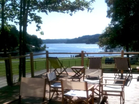 Camping - Peyrat-le-Château - Limousin - Les 2 Iles