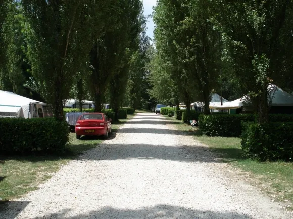 Camping - Beauville - Aquitaine - Les 2 Lacs
