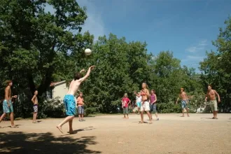 Camping - Saint-Antonin-Noble-Val - Midi-Pyrénées - Les 3 Cantons
