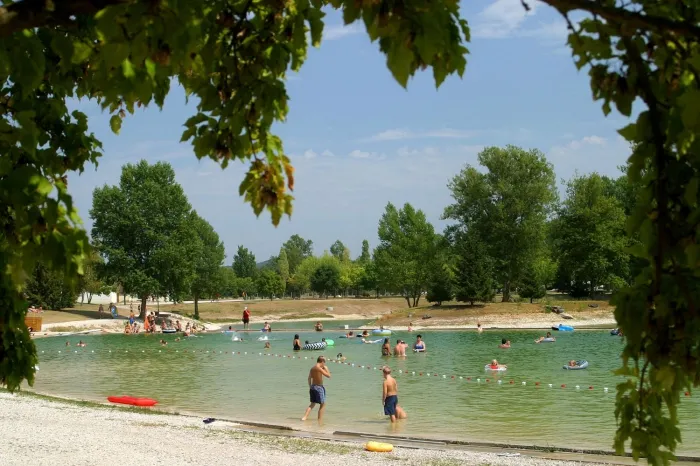 Camping - Trept - Rhône-Alpes - Les 3 Lacs du Soleil