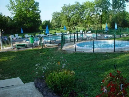 Camping - Montbarrey - Franche-Comté - Les 3 Ours