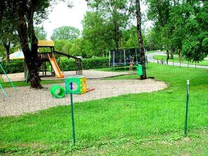 Camping - Montbarrey - Franche-Comté - Les 3 Ours