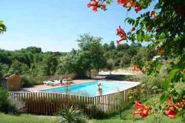 Camping - Grâne - Rhône-Alpes - Les 4 Saisons