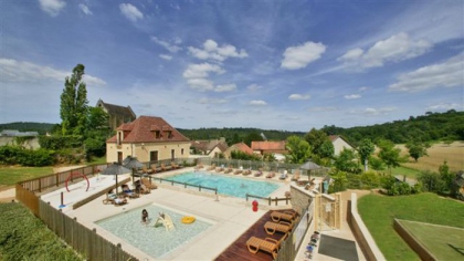 Camping - Les Acacias - Sarlat-la-Canéda - Aquitaine - France Camping - Les Acacias - Sarlat-la-Canéda - Aquitaine - France