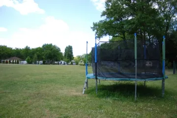 Camping Les Acacias - La Ville-aux-Dames