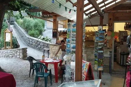 Camping - Vercheny - Rhône-Alpes - Les Acacias