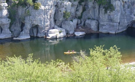 Camping - Berrias et Casteljau - Rhône-Alpes - Les Actinidias