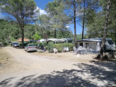 Camping - Callas - Provence-Alpes-Côte d'Azur - Domaine Villa Verde