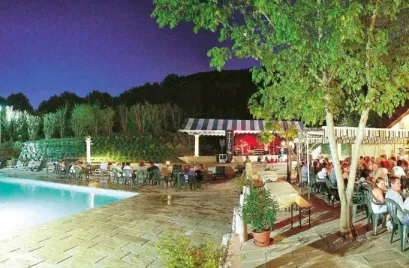 Camping - Badefols-sur-Dordogne - Aquitaine - Les Bö-Bains