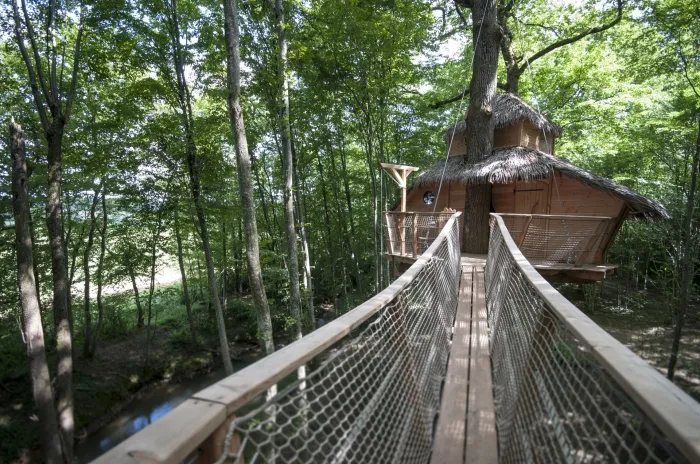 Camping - Briel-sur-Barse - Champagne-Ardennes - Les Cabanes au Bois d'Orient