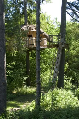 Camping - Saint-Gervais-d'Auvergne - Auvergne - les Cabanes des Combrailles