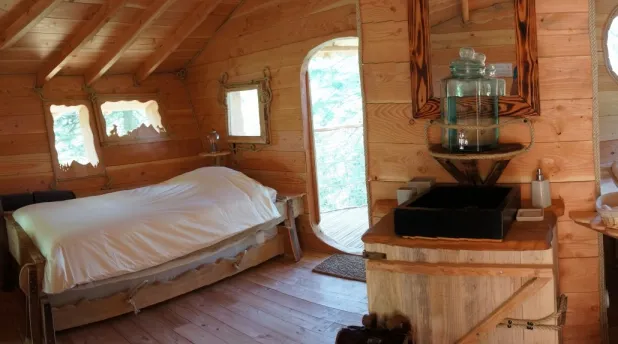 Camping - La Tour-d'Auvergne - Auvergne - Les Cabanes des Volcans