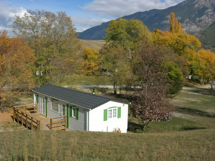 Camping - Châteauroux-les-Alpes - Provence-Alpes-Côte d'Azur - Les Cariamas