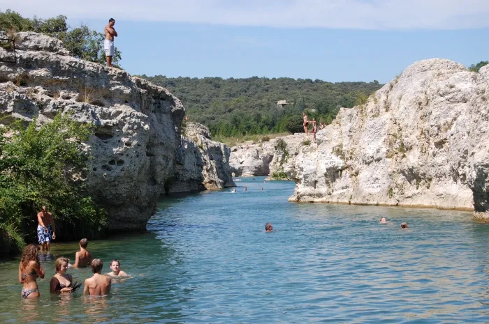 Camping - La Roque-sur-Cèze - Languedoc-Roussillon - Les Cascades