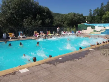 Camping - La Roque-sur-Cèze - Languedoc-Roussillon - Les Cascades